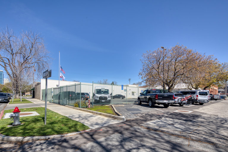 1801-1811 9th Street, Sacramento